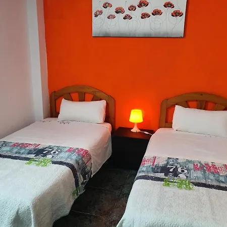 Full Flats And With Shared Toilet Wifi Free San Fernando Apartment Playa del Inglés